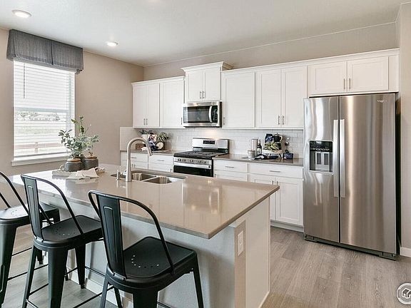 7th image of this home