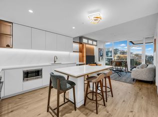 720 Farrow St #1601, Coquitlam, BC V3J0P3