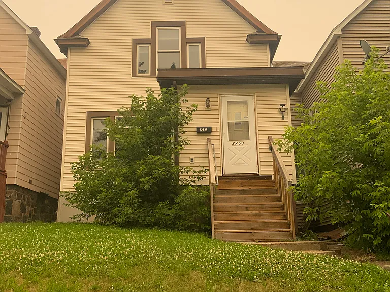 2753 Wellington St — Photo 1
