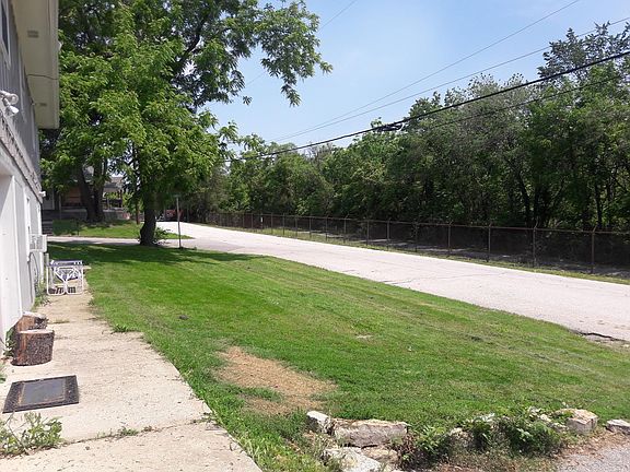 5th image of 704 N Willow Ave #704