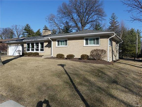 3rd image of 11823 Fairlind Dr