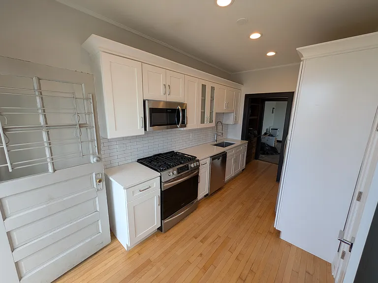 2740 W Logan Blvd #7 — Photo 2