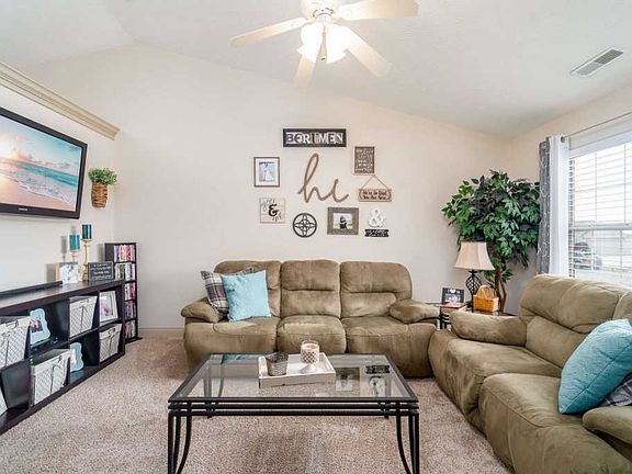 5th image of 2222 Southaven Blvd