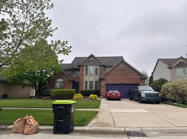 49875 Bufflehead Ln, Macomb, MI 48044