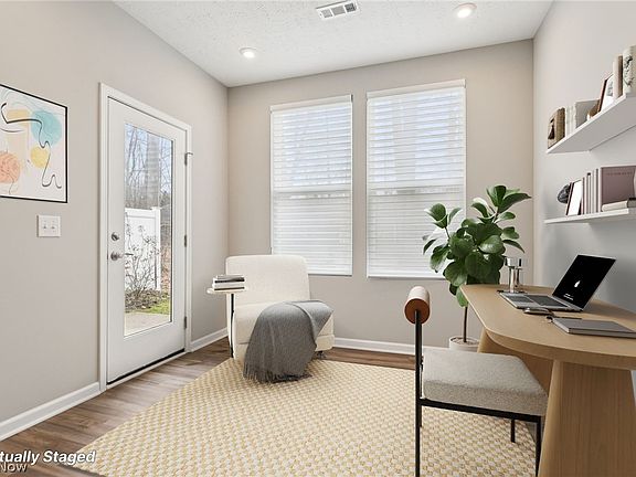 4th image of 27843 Ironwood Ct
