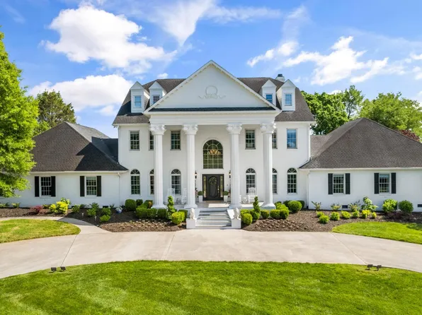 8566 River Club Way, Knoxville, TN 37922