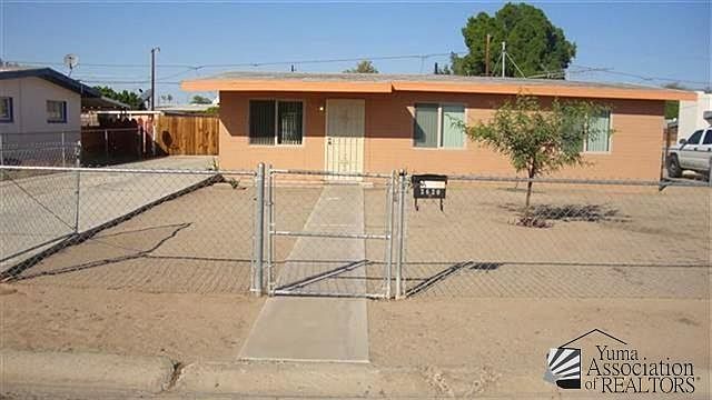 1st image of 2620 W Las Palmas Vista Ave