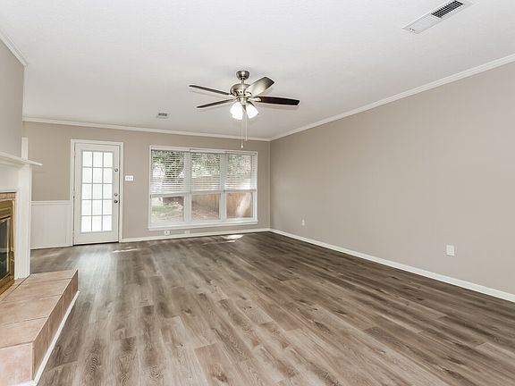 4th image of 17930 Cypress Spring Dr