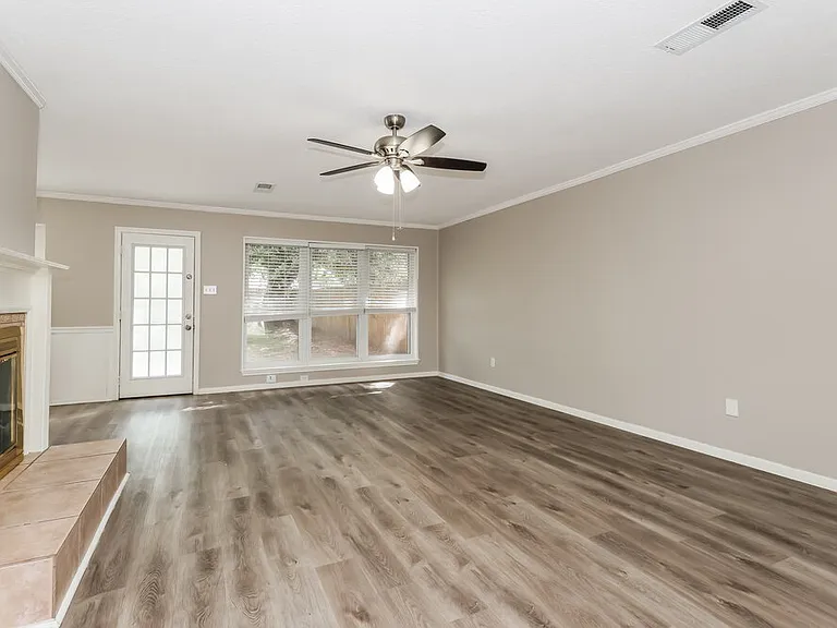 17930 Cypress Spring Dr — Photo 4