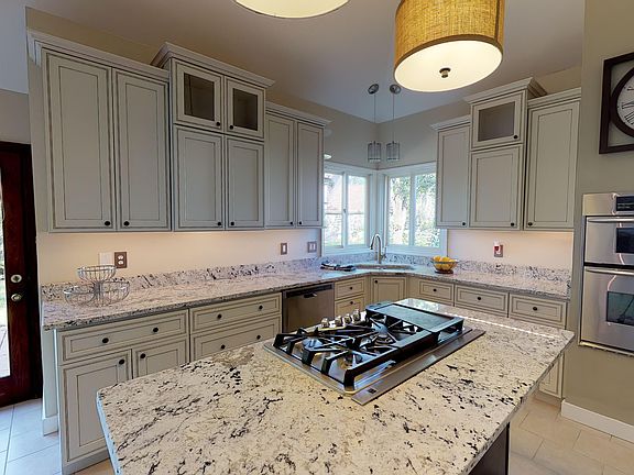 3rd image of 484 Saint Thomas Isle Ln