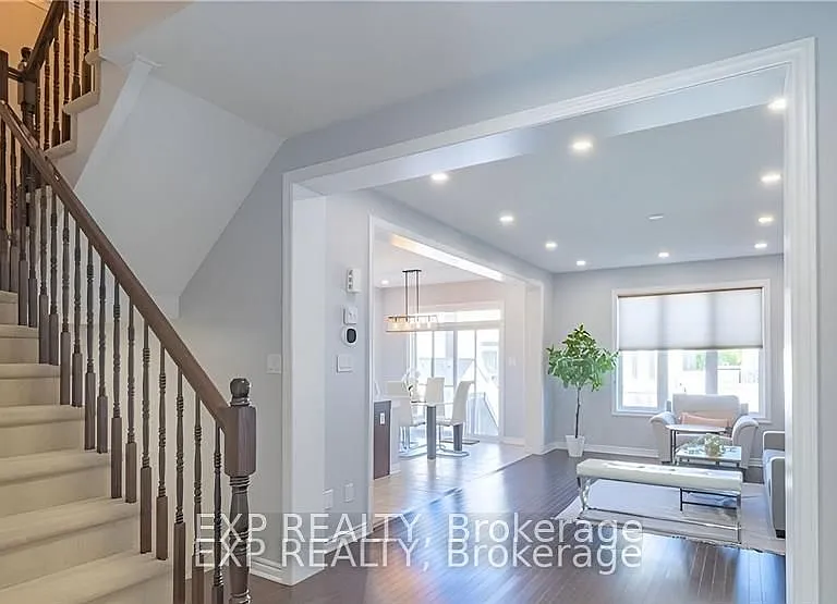 320 Autumnfield St — Photo 3