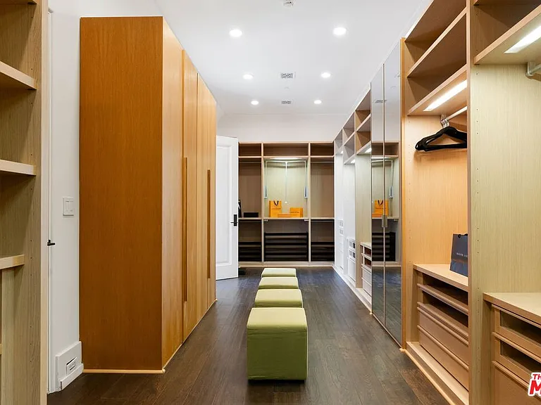 8 Beverly Ridge Ter — Photo 37
