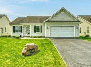 73 Sable Ridge Ln, Rochester, NY 14612