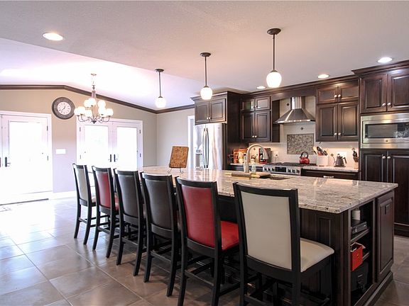 5th image of 1150 Woodridge Ct