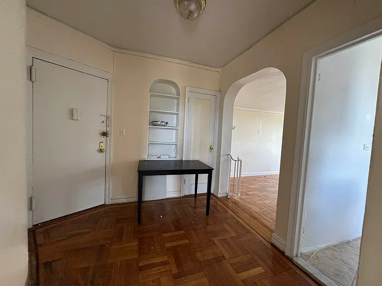 1730 Popham Ave #5 — Photo 7