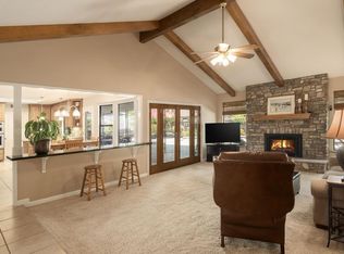 1572 E Decatur Ave, Fresno, CA 93720
