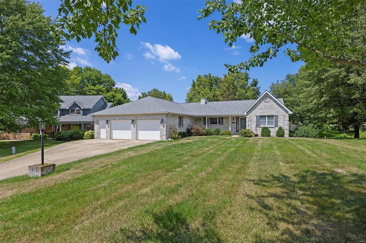 34 Gaslight Ln photo 1