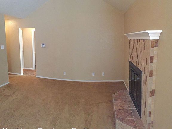 3rd image of 2407 Hidden Hill Dr