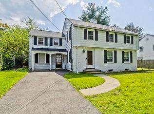 45 Fenimore Blvd, Springfield, MA 01108
