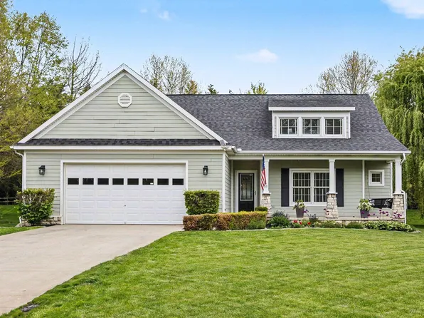 15 Longmeadow Ln, Niles, MI 49120