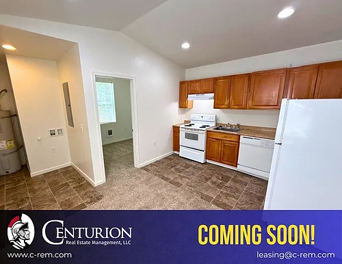 647 Columbia St NE #647 Photo 1