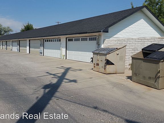 3rd image of 1719 E Park Ave