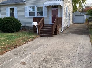 408 E Kern St, Southern View, IL 62703