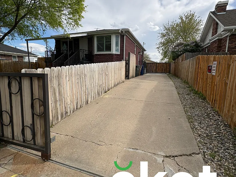 1267 W 500 S — Photo 29