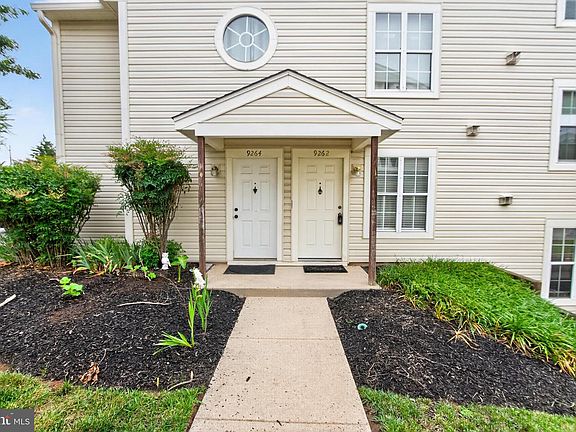 2nd image of 9262 Chapman Oak Dr
