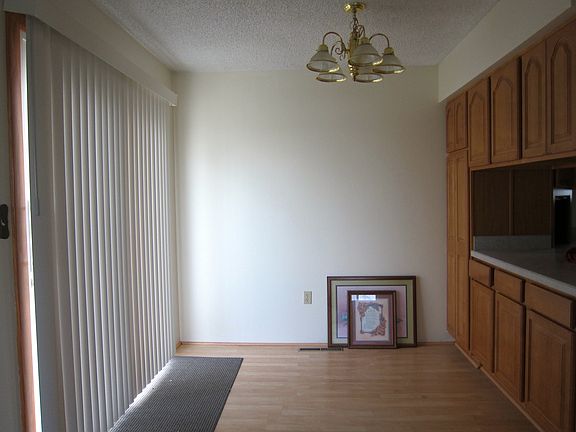 3rd image of 1400 3rd West Hill Dr