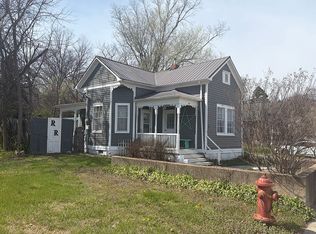 747 N Main St, Ste Genevieve, MO 63670