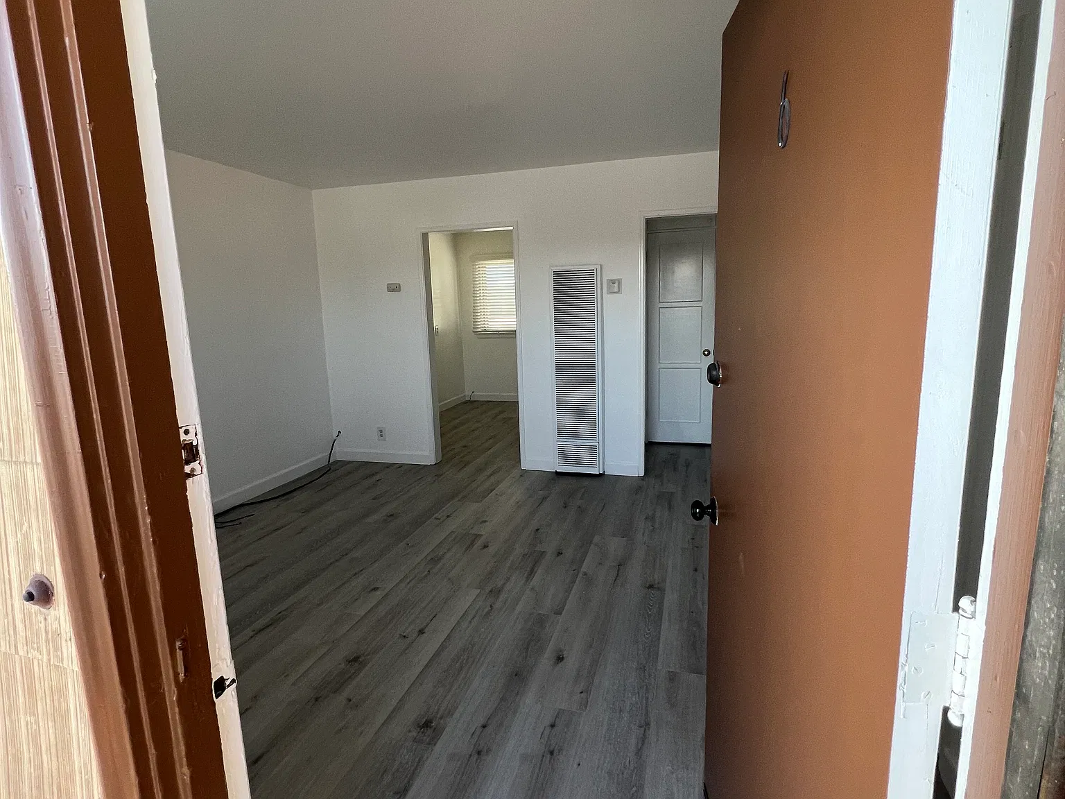 Studio, 350 sqft, $1,795 — Photo 4