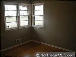 3rd image of 5132 Hampshire Ave N