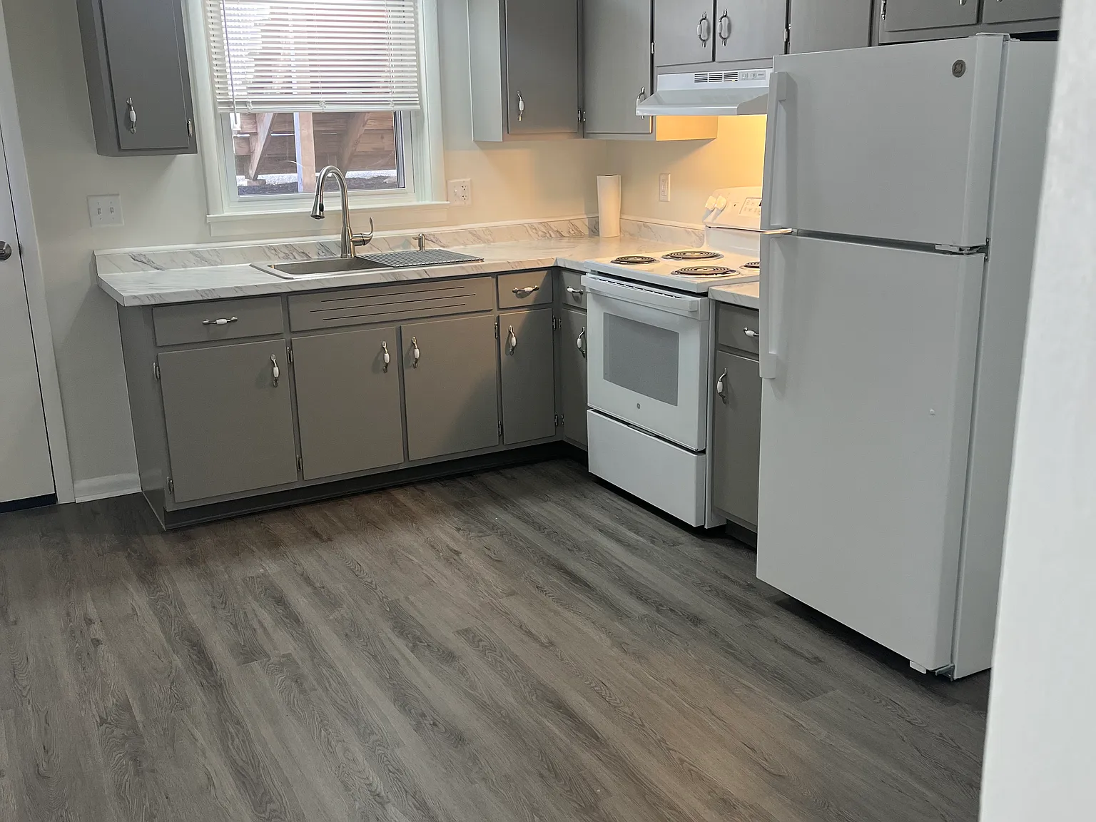 2 bed, $1,150 — Photo 4