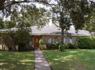 6010 Burning Tree Dr, Houston, TX 77036