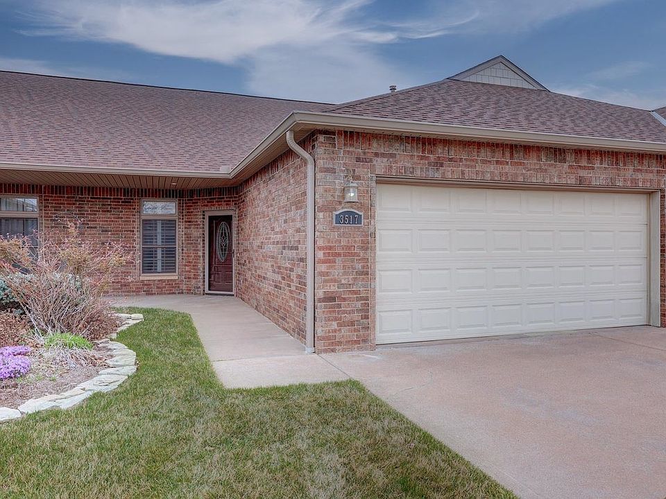 1st image of 3517 Lakeshore Dr