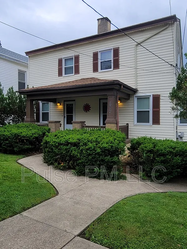 1 bed, 1.0 bath, 600 sqft, $1,200 — Photo 1