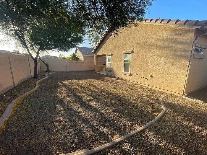 17714 W Marshall Ln — Photo 23
