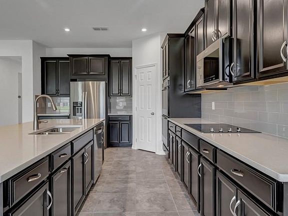 3rd image of 3427 Stonegate Dr Lot 291