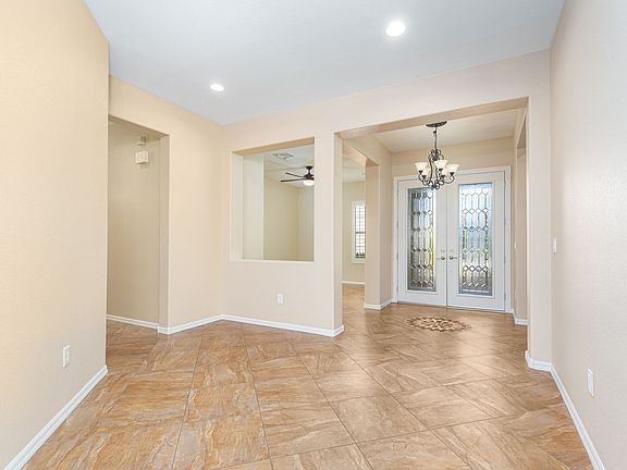 5th image of 2389 Garberville Pl