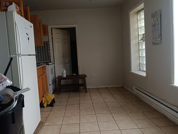 5th image of 1202 W Dauphin St #1