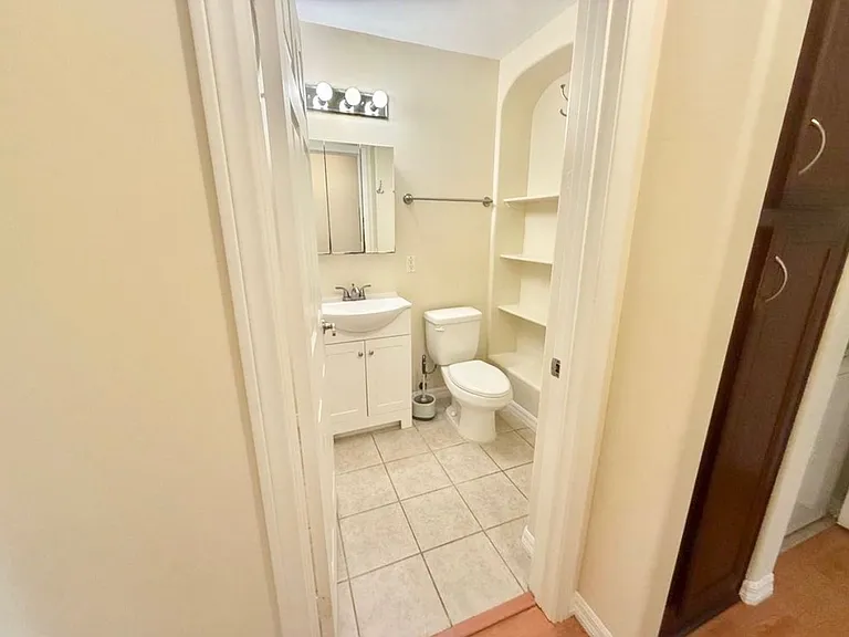 5402 Balboa Arms Dr #308 — Photo 12