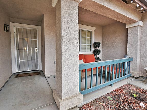 5th image of 2073 W Queens Way