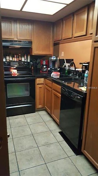 2nd image of 304 Woodlake Wynde #22