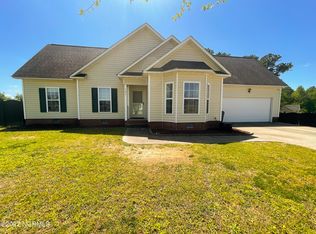 107 Clayside Dr, Pikeville, NC 27863