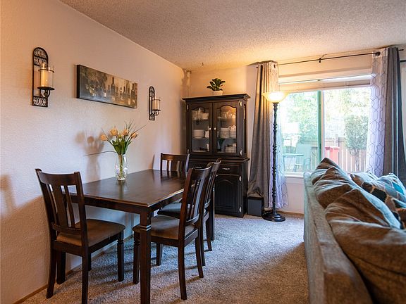 Dinning Area with Easy Access to backyard>