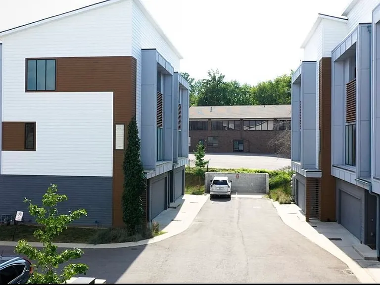 227 Oceola Ave #5 — Photo 2