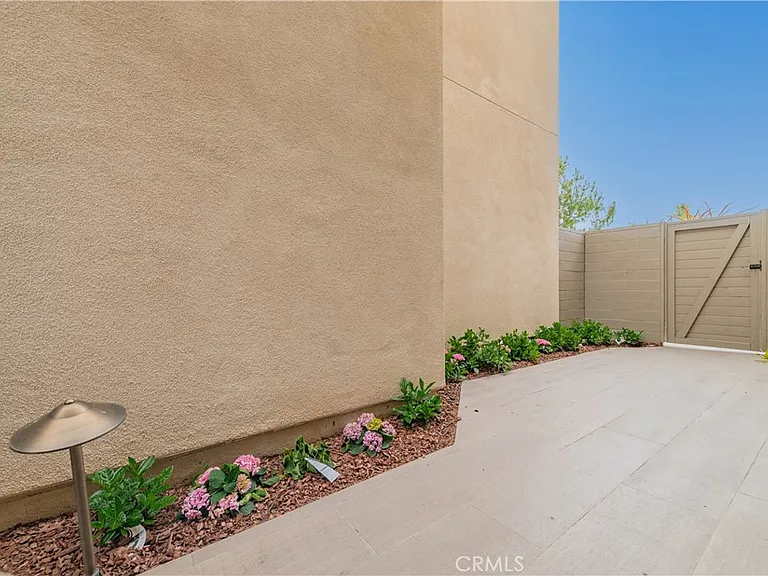 111 Bosque — Photo 47