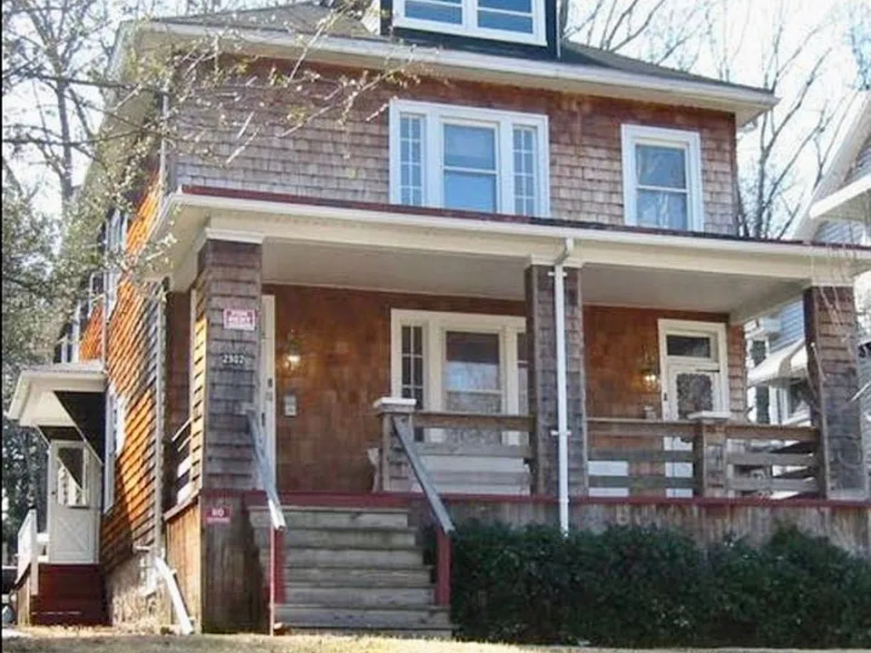 2902 N Loudon Ave #1
