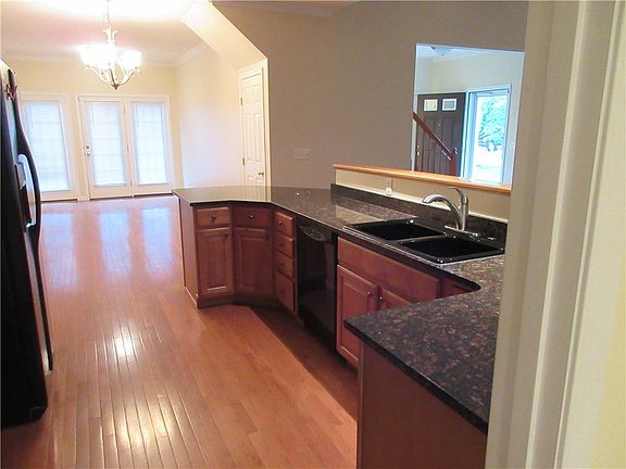 5th image of 118 Clearwater Dr